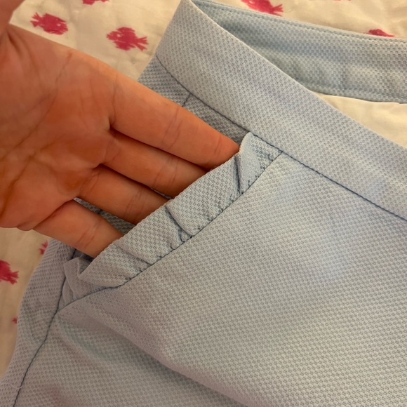 Lilly Pulitzer Addie Blue Stretch Shorts Ruffle Pocket - Picture 4 of 5